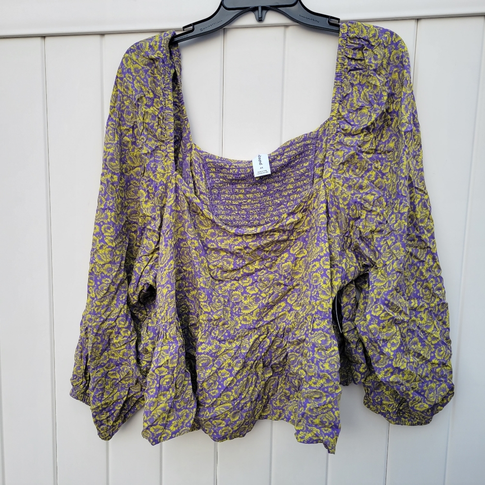 New abound nordstroms cropped Blouse purple and yellow green floral design 4x
